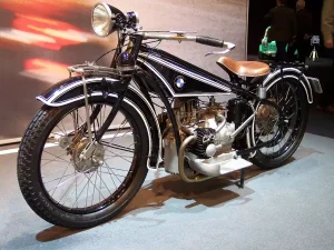 Motocicleta BMW R32